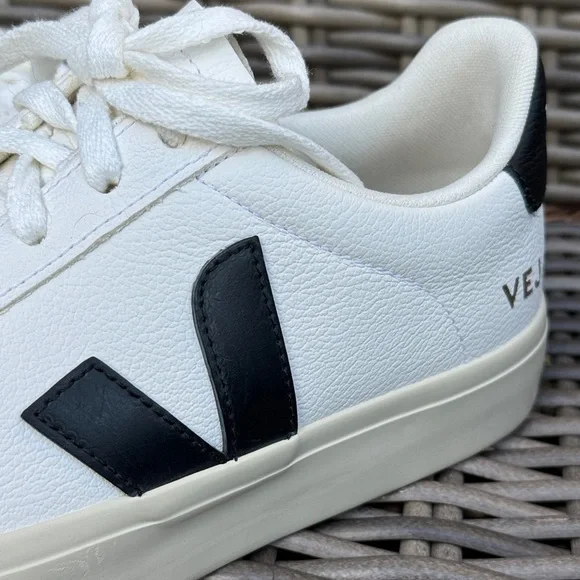 NEW Veja Chrome Free Leather Campo Sneakers-Sz 38/7-Extra White-Black Logo- - Picture 5 of 16